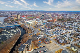 309 Pawtucket St in Lowell, MA - Building Photo - Building Photo