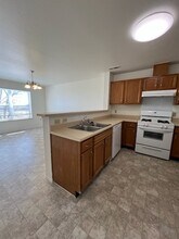 347 Mickelson Ct in Box Elder, SD - Building Photo - Building Photo