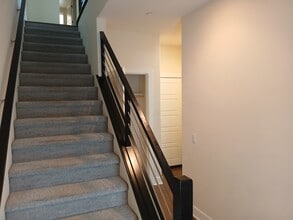 135 W Live Oak Ave, Unit I in Arcadia, CA - Building Photo - Building Photo