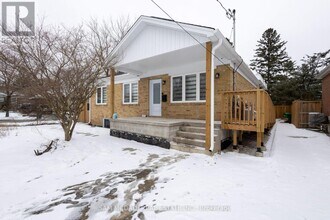 606 Drymen Crescent in Mississauga, ON - Building Photo - Building Photo