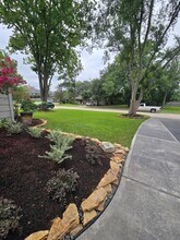 5010 Mayfair St in Bellaire, TX - Building Photo - Building Photo
