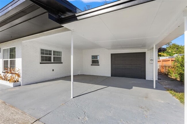 4504 S 26th Ave in Tampa, FL - Building Photo - Building Photo