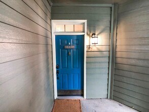 807 McGill Park Ave NE in Atlanta, GA - Building Photo - Building Photo