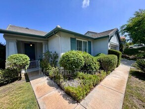 27507 Paper Bark Ave in Murrieta, CA - Building Photo - Building Photo