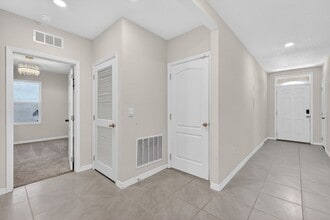 3130 Blue Crab Dr in Tavares, FL - Building Photo - Building Photo