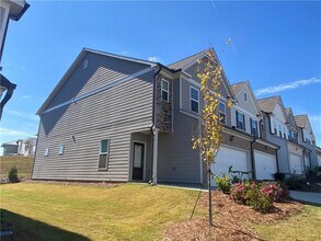 3831 Brookburn Pk in Gainesville, GA - Building Photo - Building Photo