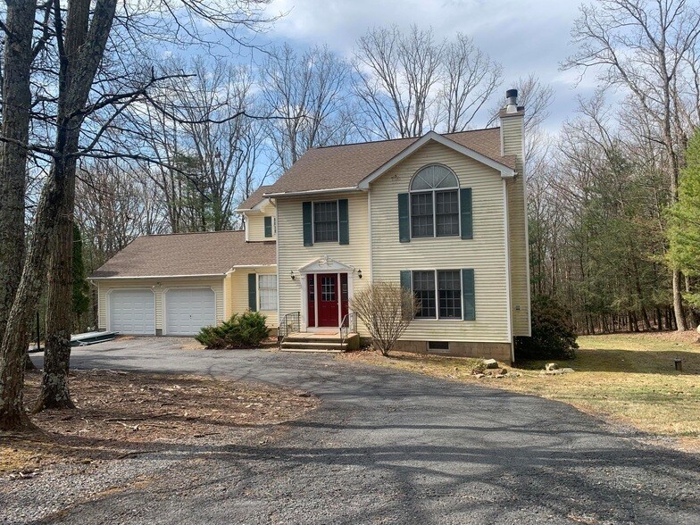 1 Rollingwood Trail, Unit 343 in Saylorsburg, PA - Building Photo
