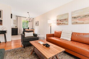 26 Finley St, Unit SI ID1302146P in Saratoga Springs, NY - Building Photo