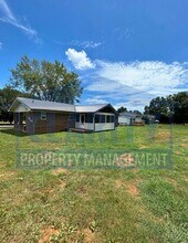 4735 Iris Ave in Cleveland, TN - Building Photo - Building Photo