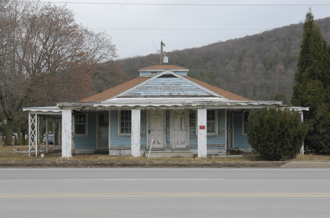 3590 Lycoming Creek Rd in Cogan Station, PA - Building Photo