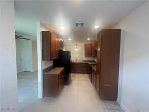 9453 Montebello Way in Ft. Myers, FL - Building Photo - Building Photo