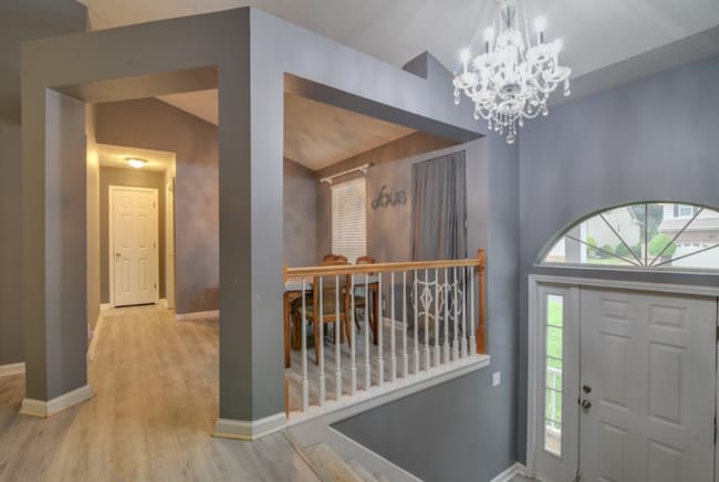 property at 2301 N Cromwell Ct