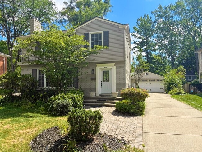 property at 906 Putney St