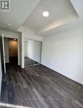 135 Canon Jackson Dr in Toronto, ON - Building Photo - Building Photo