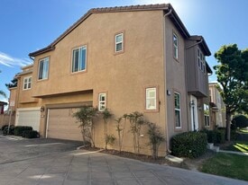 1132 Ambrosia St in Oxnard, CA - Building Photo