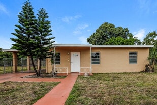 2445 NW 159th St in Opa Locka, FL - Building Photo