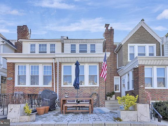 657 Gerhard in Philadelphia, PA - Foto de edificio