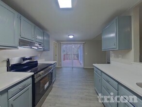 7317 Bluff Wood Cove in Charlotte, NC - Building Photo - Building Photo