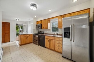 416 74th St in North Bergen, NJ - Building Photo - Building Photo
