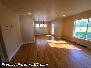 2863 N 27th Ave in Bozeman, MT - Building Photo - Building Photo