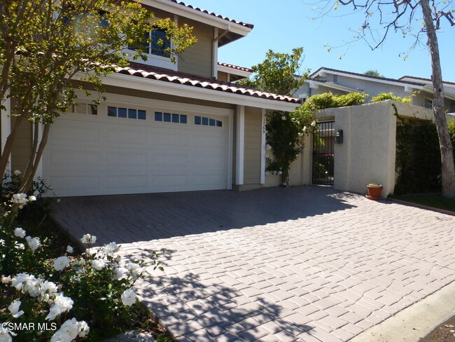 property at 1749 Royal St George Dr