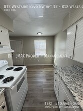 812 Westside Blvd NW in Roanoke, VA - Building Photo - Building Photo