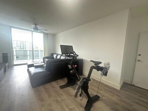 601 NE 23rd St, Unit 1101 in Miami, FL - Building Photo - Building Photo