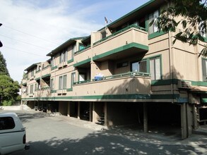 Concord Apartments in Concord, CA - Foto de edificio - Building Photo