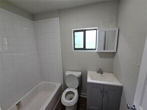 318 N 11th St in Palatka, FL - Building Photo - Building Photo