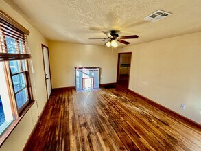 428 W 8th St in Ada, OK - Building Photo - Building Photo