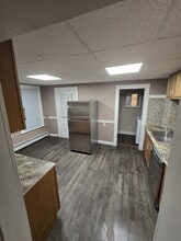 15 Upson Ave in Winchester, CT - Building Photo - Building Photo