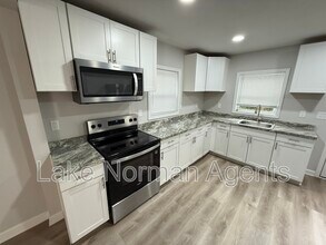 705 N Main St in Stanley, NC - Building Photo - Building Photo