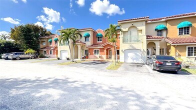 17360 NW 69th Ct in Hialeah, FL - Building Photo - Building Photo