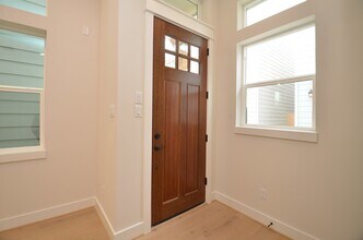 9309 Montridge Dr in Houston, TX - Foto de edificio - Building Photo