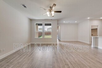 717 Amenduni Ln in Anna, TX - Building Photo - Building Photo