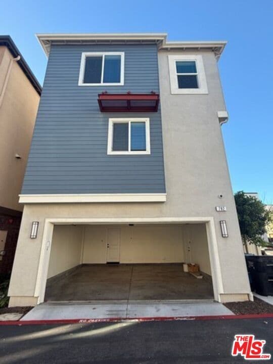 782 Daniel Freeman Cir in Inglewood, CA - Building Photo - Building Photo