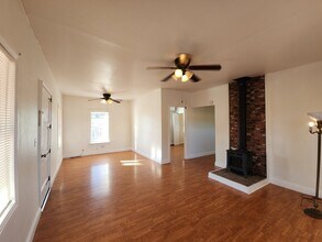 9411 Windmill St in Gerber, CA - Building Photo - Building Photo