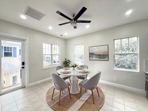 200 W Bay Cedar Cir in Jupiter, FL - Building Photo - Building Photo