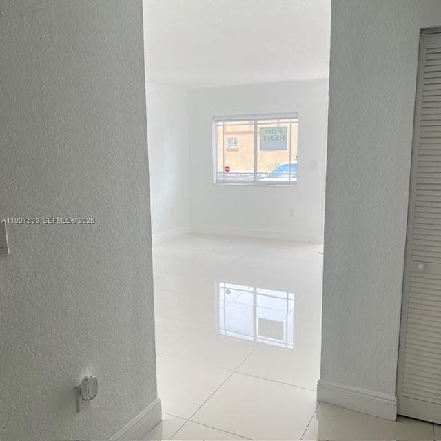 17348 NW 74th Ave in Hialeah, FL - Building Photo - Building Photo