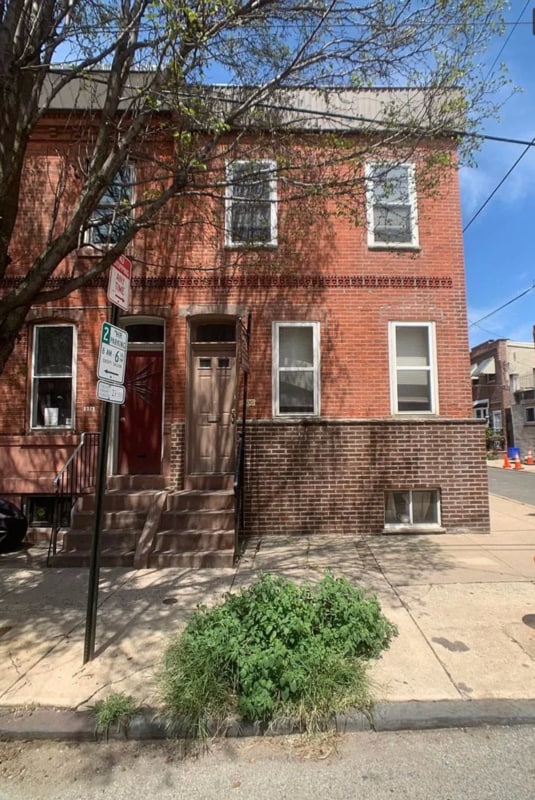 property at 1215 Tasker St