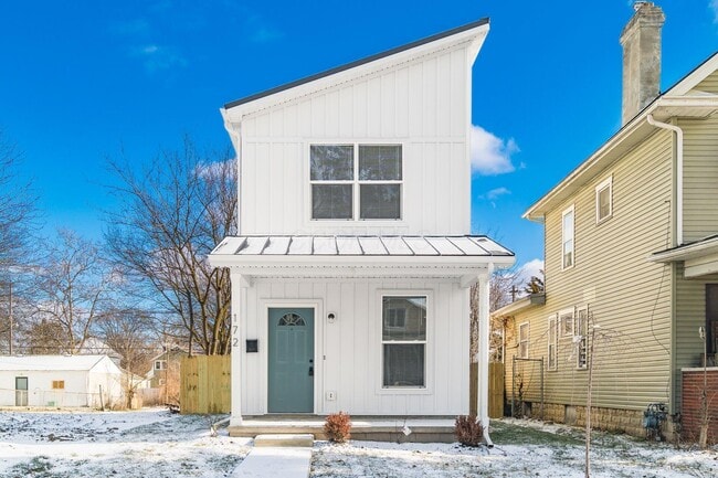 172 Whitethorne Ave in Columbus, OH - Building Photo - Building Photo