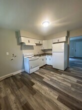 4934-4942 Queens Ave in Dayton, OH - Building Photo - Building Photo