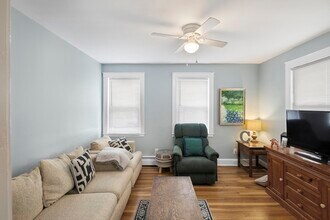 43 Avalon Ave in Quincy, MA - Building Photo - Building Photo