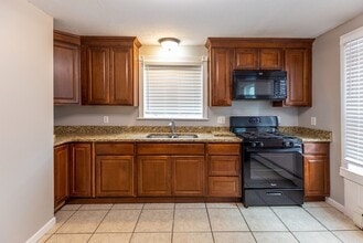 3 Murray St in Plymouth, MA - Building Photo - Building Photo