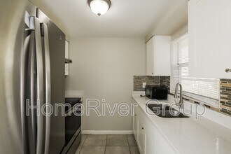 7128 65th St N in Pinellas Park, FL - Building Photo - Building Photo