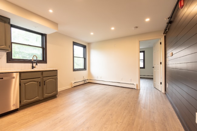 32 Cargill St in Providence, RI - Building Photo - Building Photo