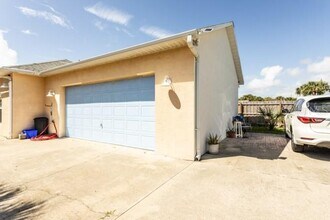 497 Grandview Ave in Ormond Beach, FL - Building Photo - Building Photo
