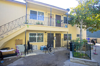 3140-3146 Reynard Way in San Diego, CA - Building Photo - Building Photo