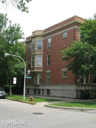 852 W Waveland Ave in Chicago, IL - Foto de edificio - Building Photo