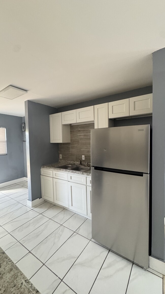 1056 Maynard St in Jacksonville, FL - Building Photo - Building Photo